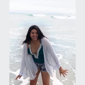 Meet your Posher, Alisson